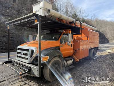 Altec LR760E70, 75 ft, Over-Center Elevator Bucket Truck