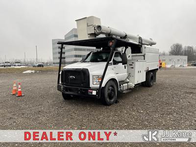 Ford F-750 Forestry Bucket Truck