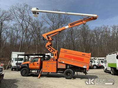 Altec LR760E70, 75 ft, Over-Center Elevator Bucket Truck