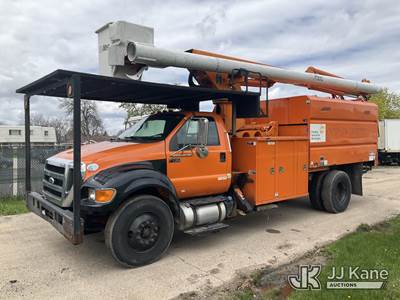 Altec LR760E70, 75 ft, Over-Center Elevator Bucket Truck