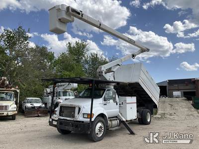 Terex XT60, 65 ft, Over-Center Bucket Truck