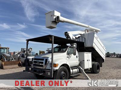 Altec LR756, 400 Lb 56 ft, Bucket Truck