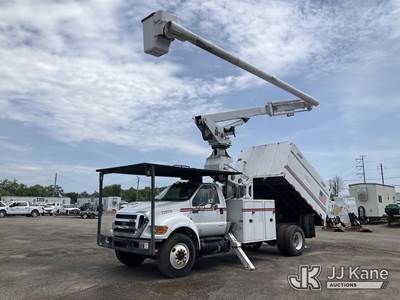 Altec LRV-60E70, 75 ft, Over-Center Elevator Bucket Truck