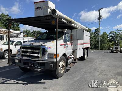 Altec LR760-E70, 75 ft, Over-Center Elevator Bucket Truck