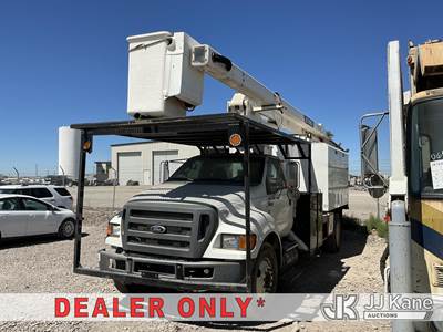HiRanger XT60, 350 Lb 65 ft, Articulating & Telescopic Bucket Truck