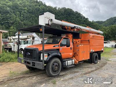 Altec LR760-E70, 75 ft, Over-Center Elevator Bucket Truck