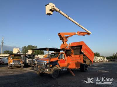 Altec LR760E70, 75 ft, Over-Center Elevator Bucket Truck