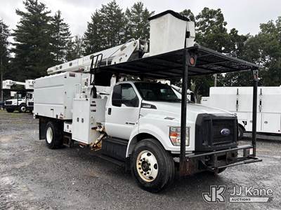 ALTEC LR8-60E70, 75 ft, Over-Center Elevator Bucket