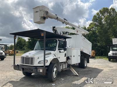 Altec LR760-E70, 75 ft, Over-Center Elevator Bucket Truck