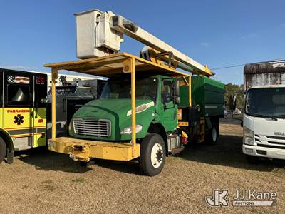 Terex XT60, 65 ft, Over-Center Bucket Truck