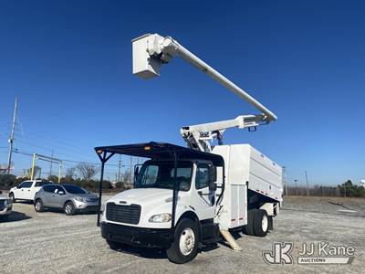 Altec LRV-60, 65 ft, Over-Center Bucket Truck