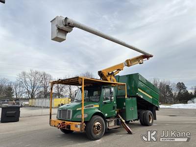 Altec LRV56, 61 ft, Over-Center Bucket Truck