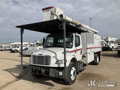 ALTEC LR-760, 65 ft, Over-Center Bucket Truck
