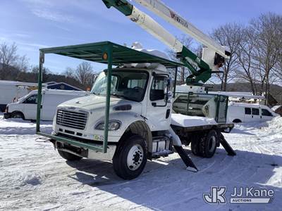HiRanger XT60/70, 75 ft, Over-Center Elevator Bucket Truck