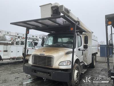 Terex XT Pro 56, 61 ft, Over-Center Bucket Truck