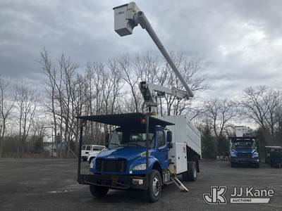 Altec LR760-E70, 75 ft, Over-Center Elevator Bucket Truck