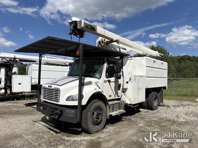 Terex XTPro56, 61 ft, Over-Center Bucket Truck
