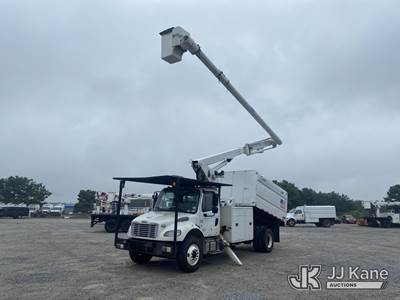 Altec LRV-60E70, 75 ft, Over-Center Elevator Bucket Truck