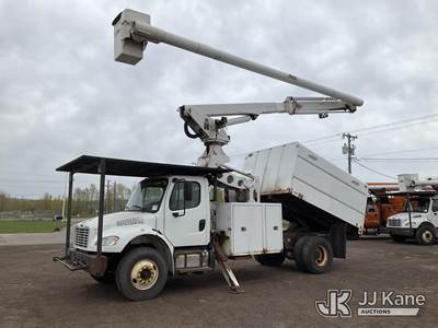 Altec LR760E70, 75 ft, Over-Center Elevator Bucket Truck