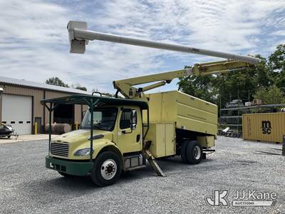 Altec LR760, 65 ft, Over-Center Bucket Truck