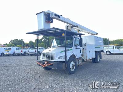 Terex XT60/70, 81 ft, Over-Center Bucket Truck