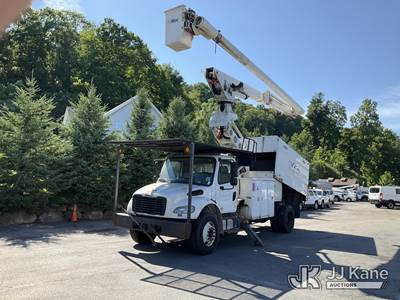 Altec LR760-E70, 75 ft, Over-Center Elevator Bucket Truck