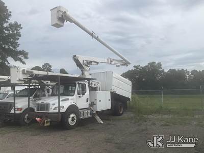 Altec LR760E70, 75 ft, Over-Center Elevator Bucket Truck