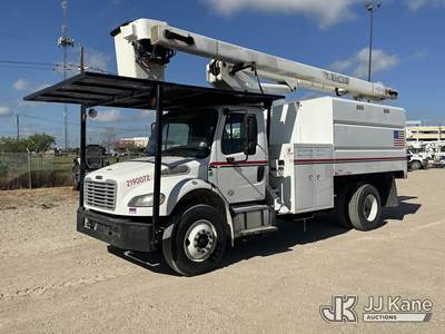 Terex XT Pro 56, 61 ft, Over-Center Bucket Truck