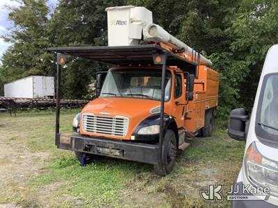 Altec LR760E70, 75 ft, Over-Center Elevator Bucket Truck