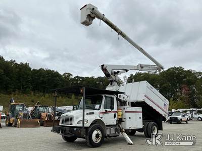 Altec LR760-E70, 75 ft, Over-Center Elevator Bucket Truck