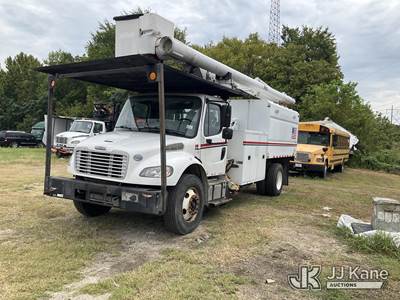 Altec LR760-E70, 75 ft, Over-Center Elevator Bucket Truck