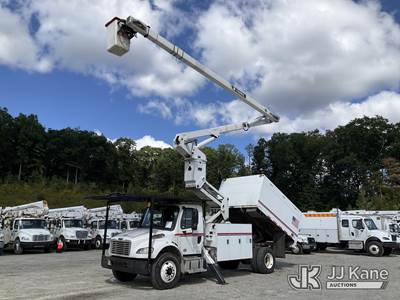 Terex/HiRanger XT-PRO 60/70, 75 ft, Over-Center Elevator Bucket Truck