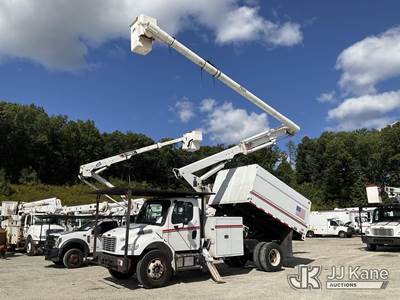 Altec LR756, 61 ft, Over-Center Bucket Truck