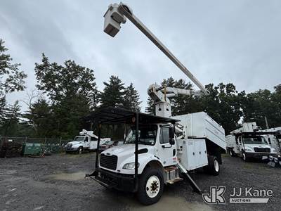 Terex XTPRO60/70, 75 ft, Over-Center Elevator Bucket Truck