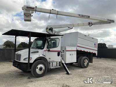 Terex XT PRO 56, 61 ft, Over-Center Bucket Truck