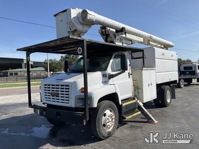 Altec LRV-55, 60 ft, Over-Center Bucket Truck