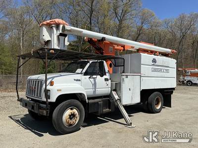 Altec LRIII-55, 60 ft, Over-Center Bucket Truck