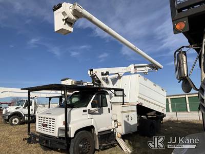 Altec LRV55, 60 ft, Over-Center Bucket Truck