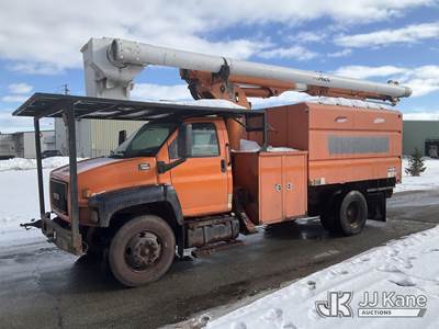 Altec LRV 55, 60 ft, Over-Center Bucket Truck