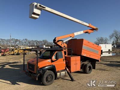 Terex XT55, 60 ft, Over-Center Elevator Bucket
