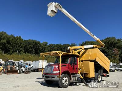 Terex/HiRanger XT-60, 65 ft, Over-Center Bucket Truck