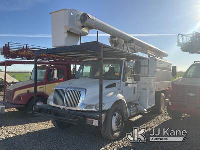 International DuraStar 4300 Forestry Bucket Truck