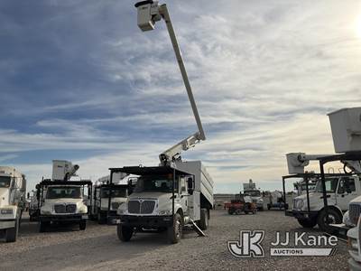 International DuraStar 4300 Forestry Bucket Truck