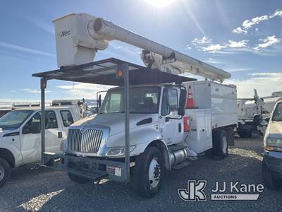 International DuraStar 4300 Forestry Bucket Truck