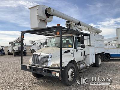 International DuraStar 4300 Forestry Bucket Truck