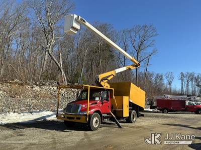 Terex Hi-Ranger XT60, 65 ft, Over-Center Bucket Truck