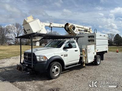Terex LT40, 45 ft, Articulating & Telescopic Bucket Truck