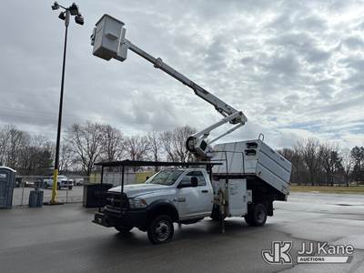 Terex LT40, 45 ft, Articulating & Telescopic Bucket Truck
