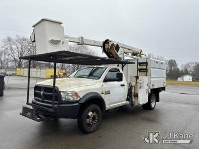 Terex LT40, 45 ft, Articulating & Telescopic Bucket Truck