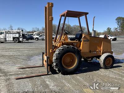 Case 584D Pneumatic Tired Forklift